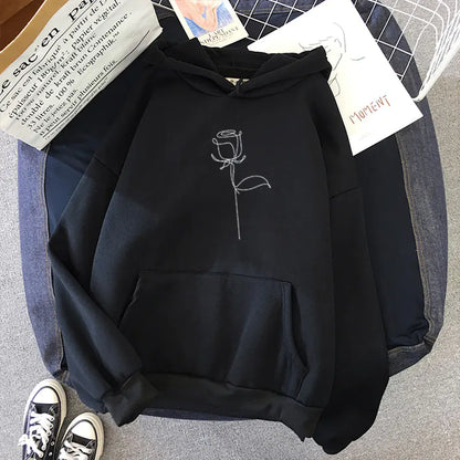 Sudadera deportiva con estampado de rosas negras